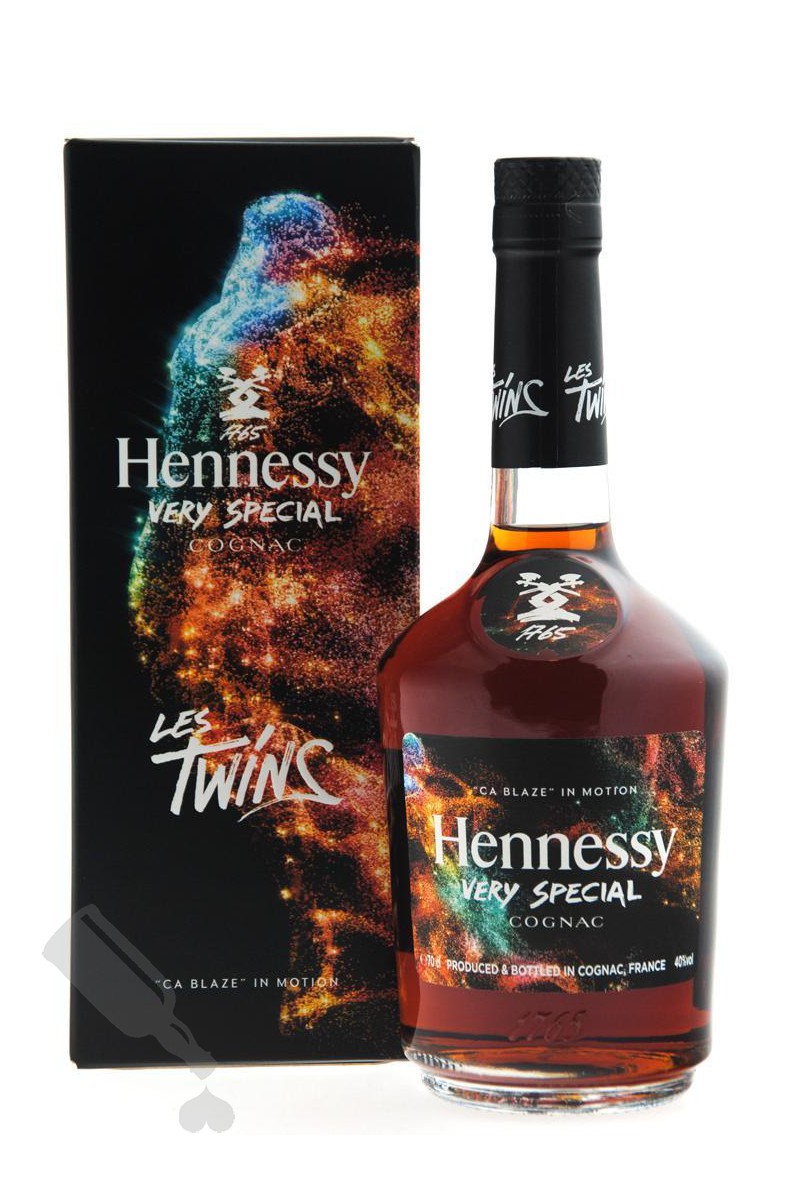 Hennessy VS 'Ca Blaze' in Motion - Les Twins Limited Edition