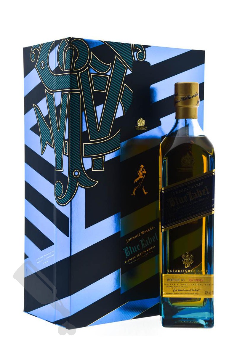 Johnnie Walker Blue Label + 2 Crystal Tumblers Johnnie Walker Blue Label + 2 Crystal Tumblers