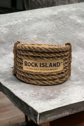 Rock Island Bottle Stand